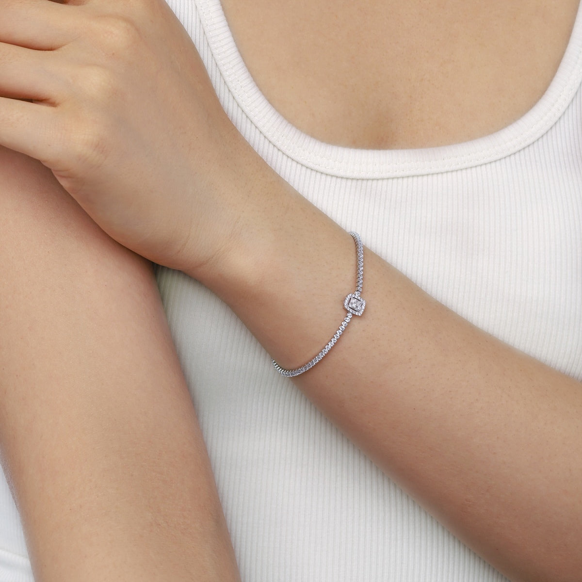 [Kincade Jewelrys]Luxurious Dazzling Square Shape Banquet Bracelet