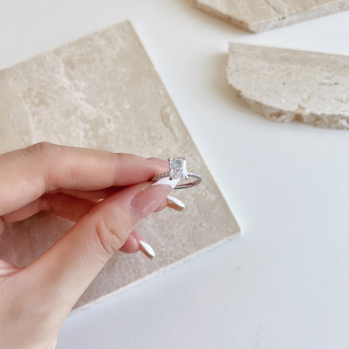 [Kincade Jewelrys]2.0 Carat Dazzling Sparkling Radiant Cut Party Ring