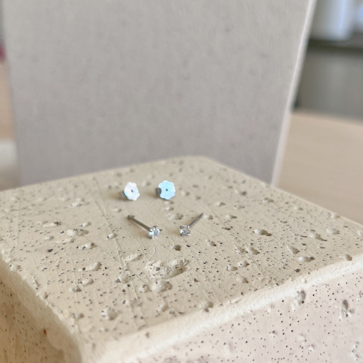 [Kincade Jewelrys]Delicate Solitaire Earrings