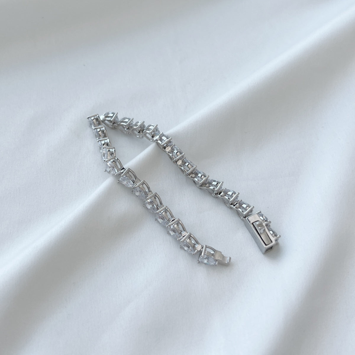[Kincade Jewelrys]0.75 Carat Elegant Romantic Heart Shape Lover Bracelet