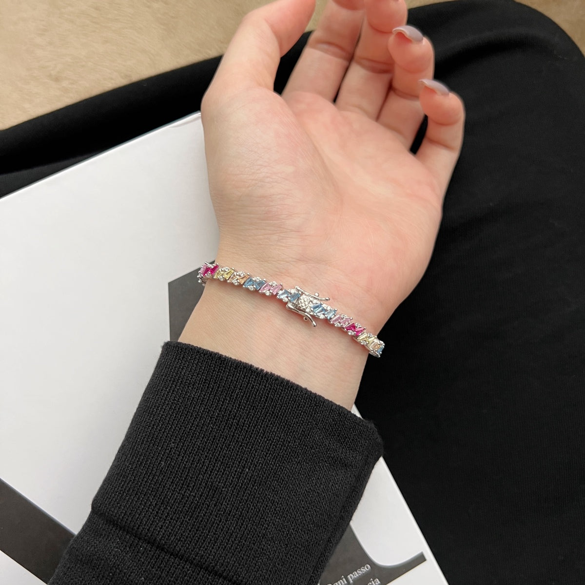 [Kincade Jewelrys]Ornate Sparkling Multi Cut Party Bracelet