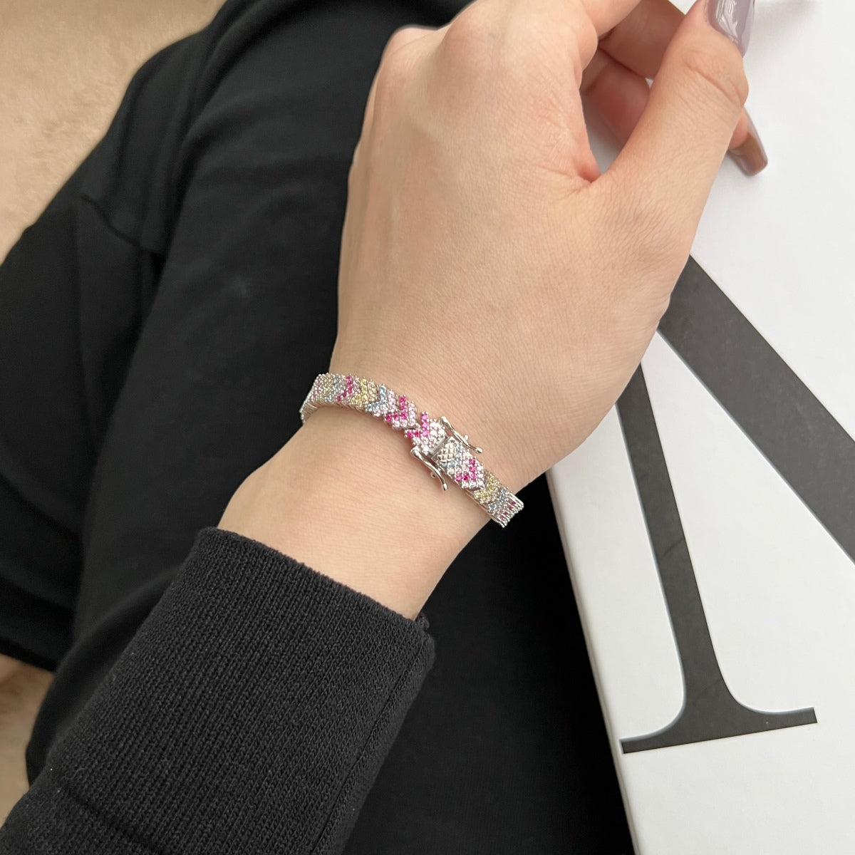 [Kincade Jewelrys]Ornate Sparkling Round Cut Party Bracelet