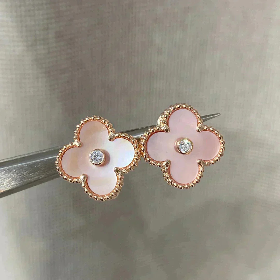[Kincade Jewelrys]CLOVER MEDIUM 1 MOTIFS  PINK MOP DIAMOND EARRINGS