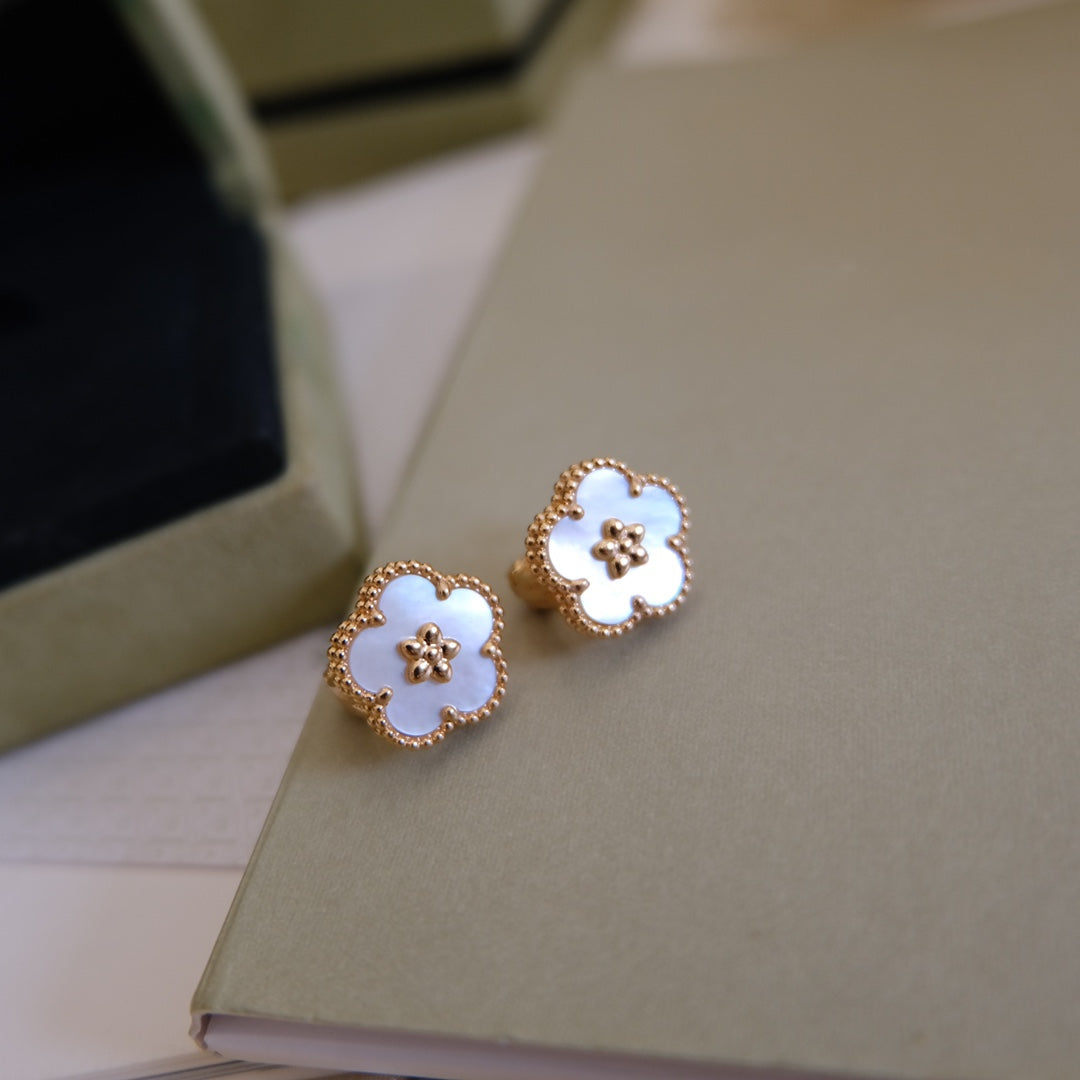 [Kincade Jewelrys]LUCKY PINK GOLD WHITE MOP EARRINGS