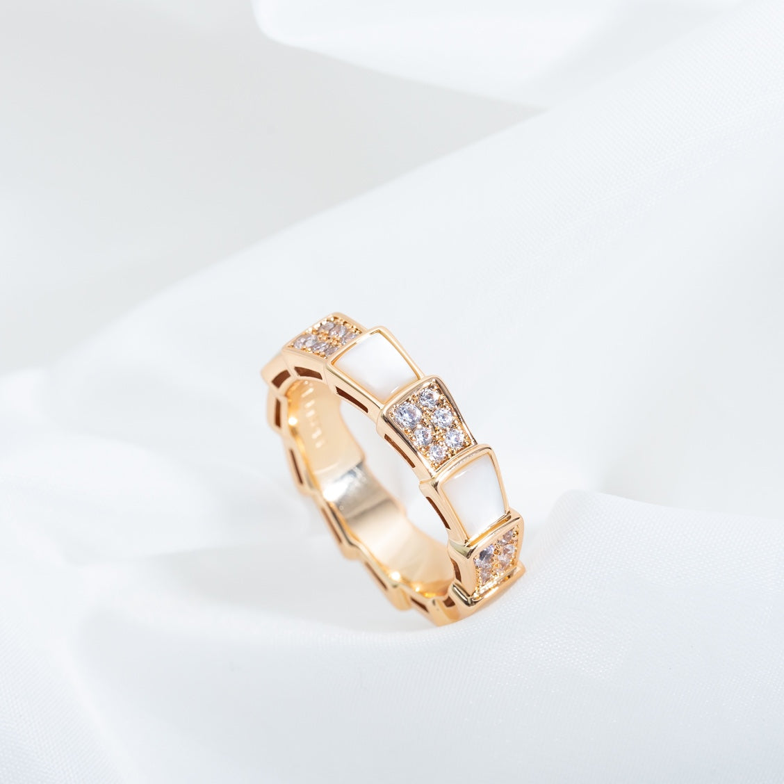 [Kincade Jewelrys]SERPENTI RING PINK GOLD MOP DIAMOND PAVED 4MM