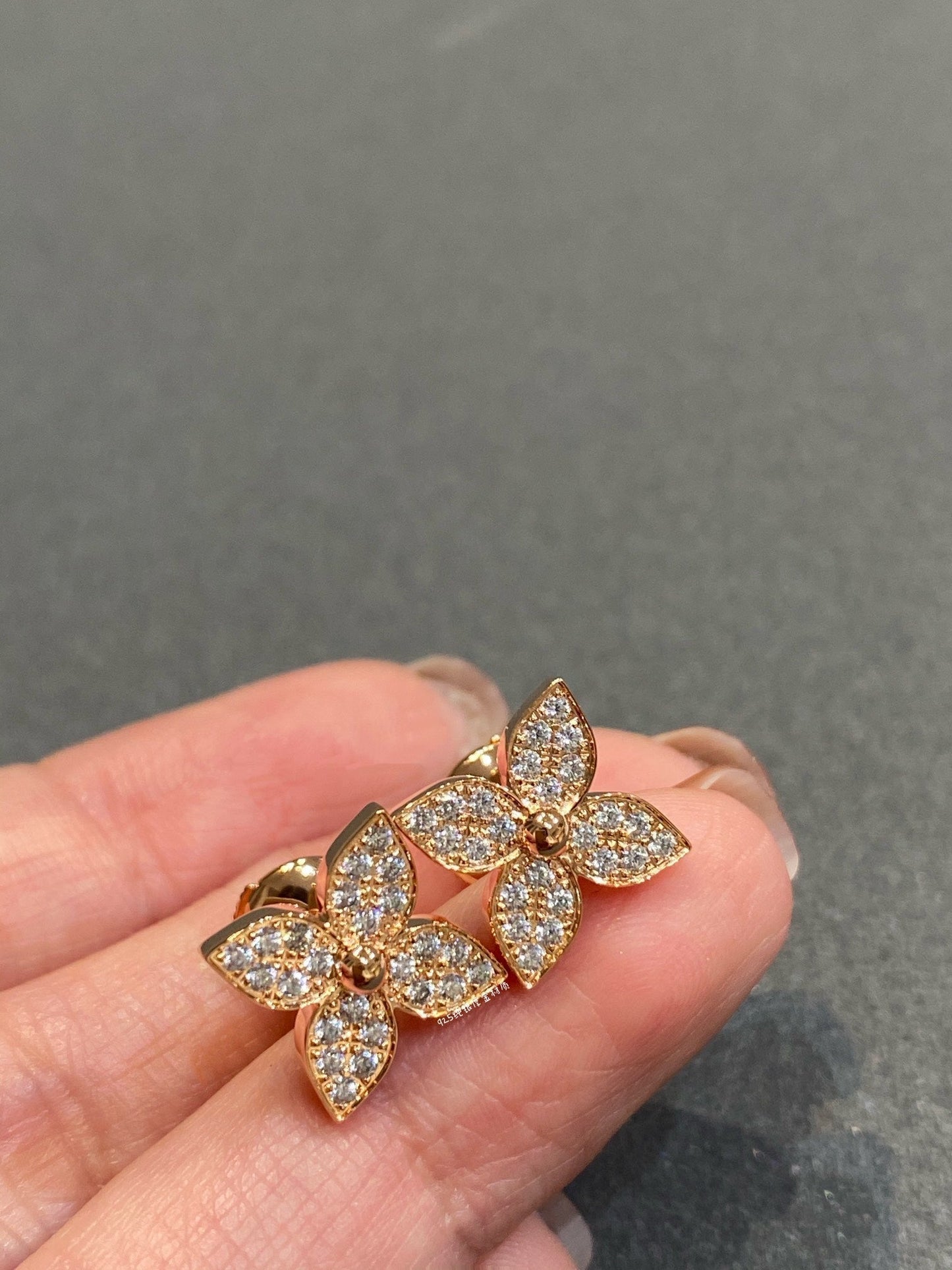 [Kincade Jewelrys]STAR DIAMOND EARRINGS