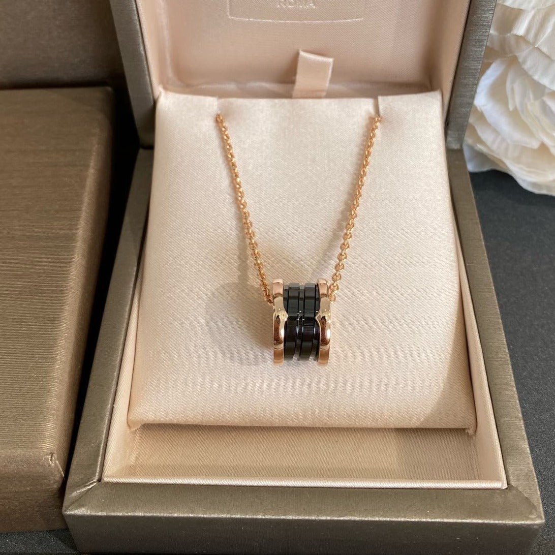 [Kincade Jewelrys]ZERO 1 BLACK CERAMIC PINK GOLD NECKLACE