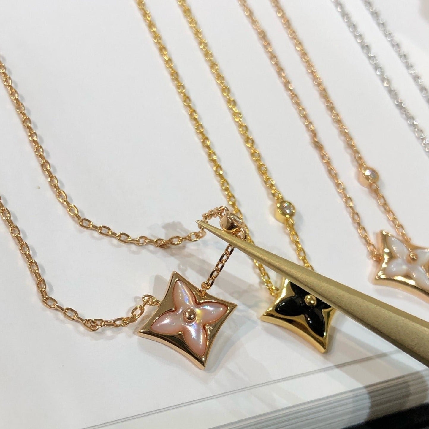 [Kincade Jewelrys]STAR BLACK MOP NECKLACE