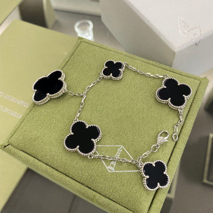 [Kincade Jewelrys]CLOVER 5 MOTIFS SIVLER ONYX BRACELET