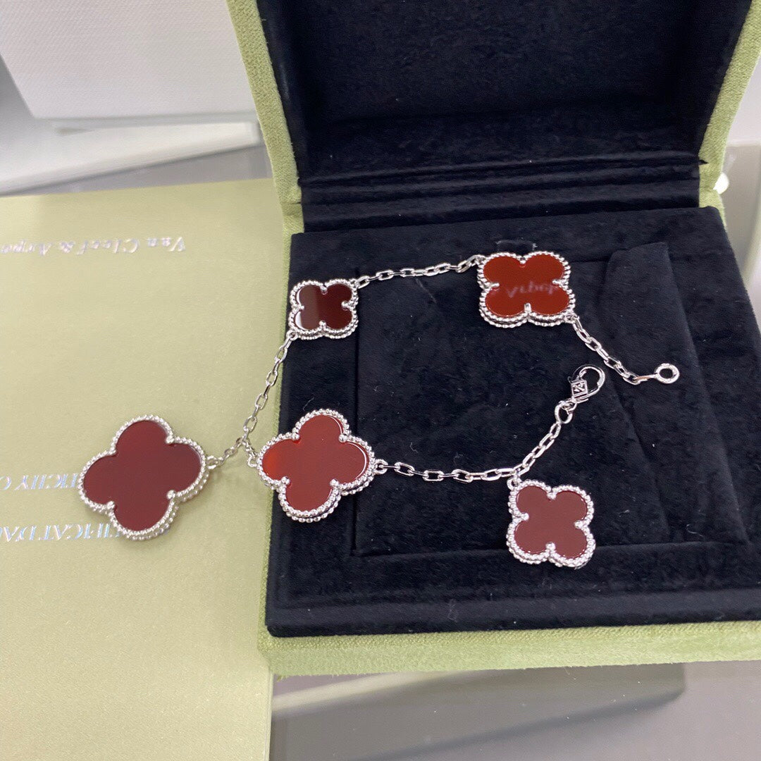 [Kincade Jewelrys]CLOVER 5 MOTIFS SIVLER CARNELIAN BRACELET