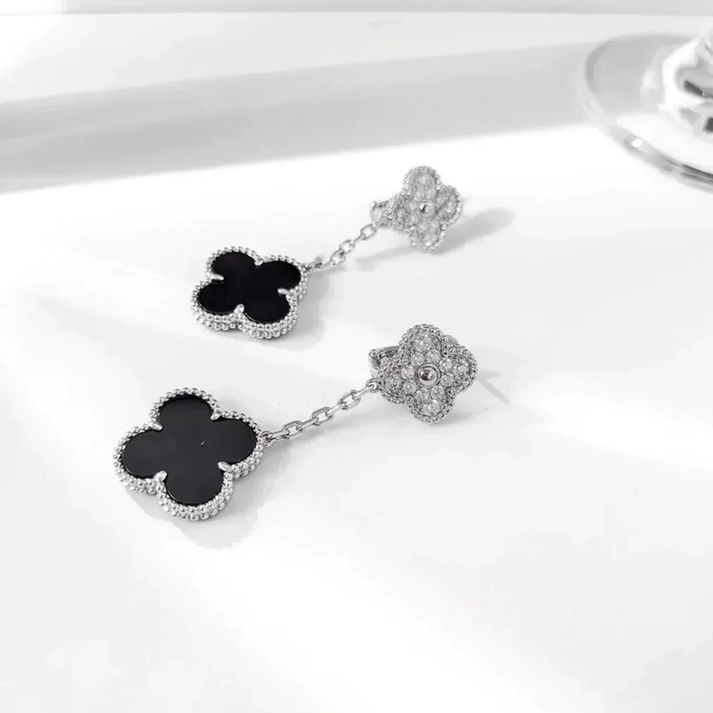 [Kincade Jewelrys]CLOVER 2 MOTIFS  DIAMOND ONYX EARRINGS SILVER