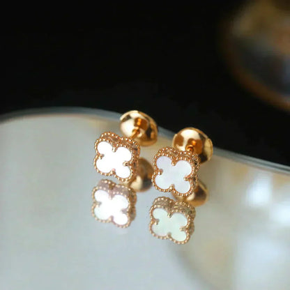 [Kincade Jewelrys]CLOVER MINI 9.5MM WHITE MOP EARRINGS