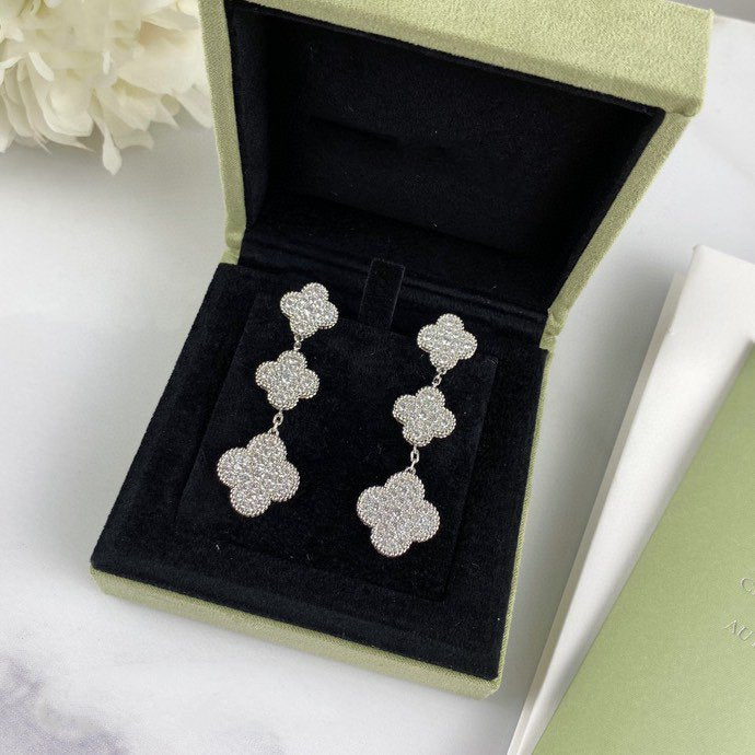 [Kincade Jewelrys]CLOVER 3 MOTIF DIAMOND SILVER DROP EARRINGS