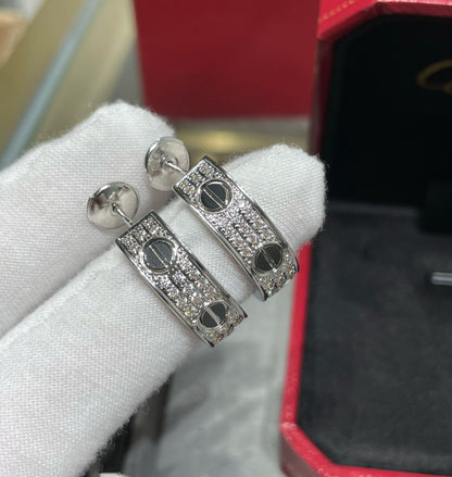 [Kincade Jewelrys]LOVE CERAMIC DIAMOND PAVED SILVER EARRINGS