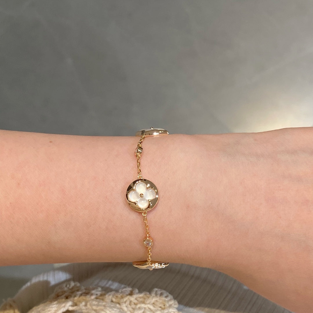 [Kincade Jewelrys]STAR AND SUN 4 MOTIF WHITE MOP PINK GOLD BRACELET