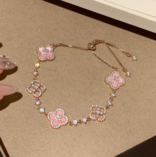 [Kincade Jewelrys]CLOVER 5 MOTIF PINK BLUE RED WHITE BRACELET