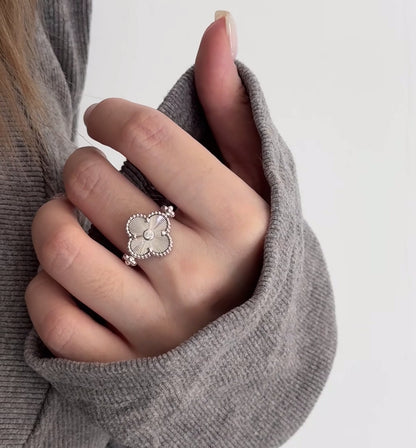 [Kincade Jewelrys] BAGUE EN OR ROSE CLOVER RIVERSIBLE