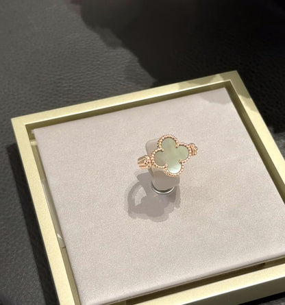 [Kincade Jewelrys] BAGUE EN OR ROSE CLOVER RIVERSIBLE