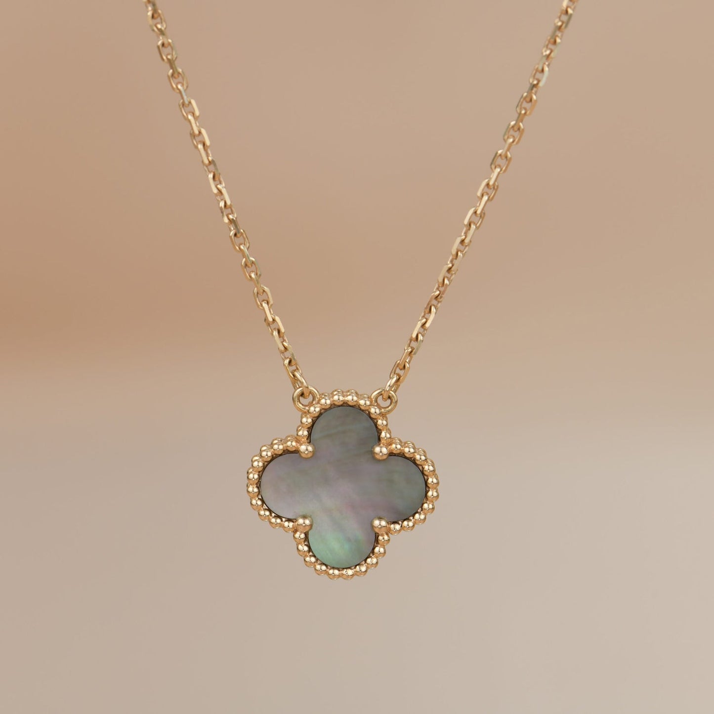 [Kincade Jewelrys]CLOVER 15MM  GRAY MOTHER OF PEARL NECKLACE
