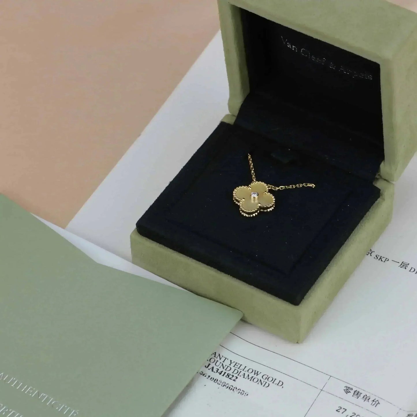 [Kincade Jewelrys]CLOVER 15MM DIAMOND GOLD MOTHER OF PEARL NECKLACE