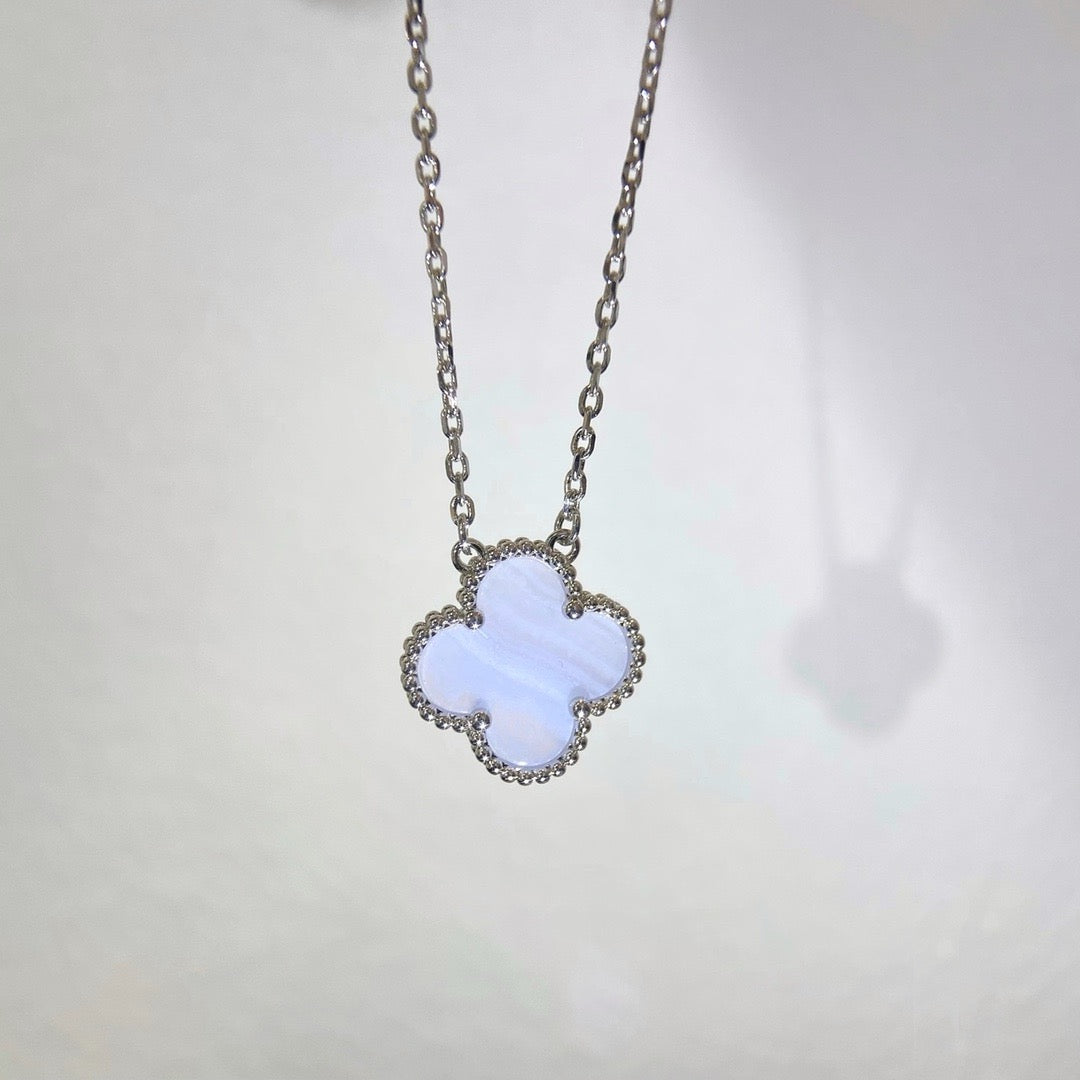 [Kincade Jewelrys]CLOVER 15MM BLUE CHALCEDONY NECKLACE SILVER