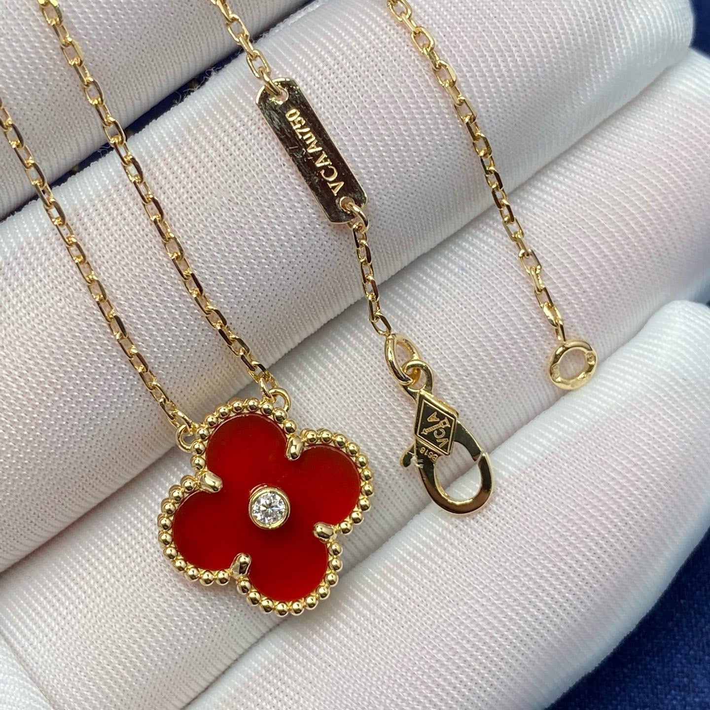 [Kincade Jewelrys]CLOVER 15MM DIAMOND CARNELIAN NECKLACE