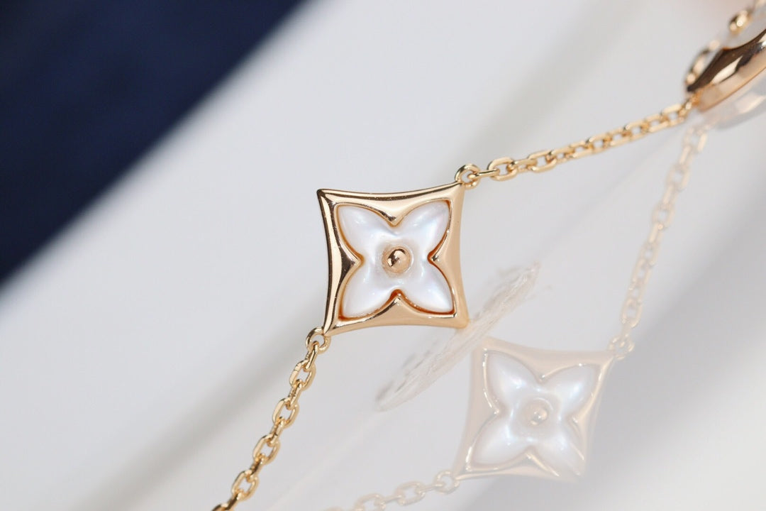 [Kincade Jewelrys]LEAF CLOVER BRACELET