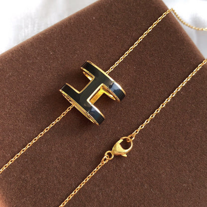 [Kincade Jewelrys]HM CLIC BLACK ENAMEL GOLD NECKLACE