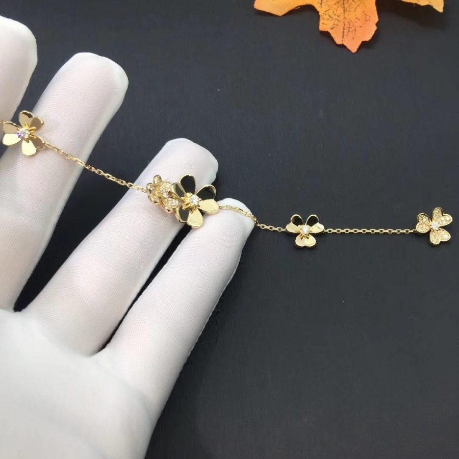 [Kincade Jewelrys]FRIVOLE GOLD 5 FLOWERS BRACELET