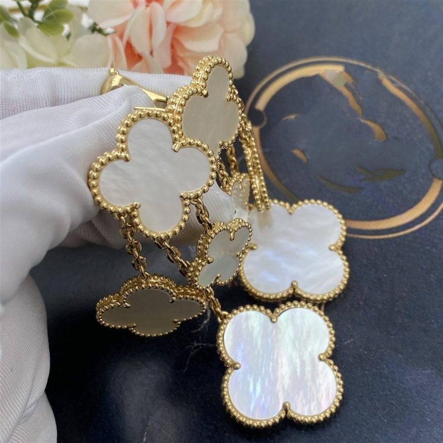 [Kincade Jewelrys]CLOVER EARRINGS WHITE MOP 4 MOTIFS GOLD