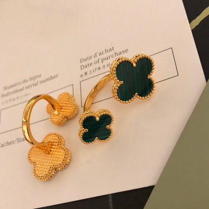 [Kincade Jewelrys]CLOVER BETWEEN THE FINGER RING